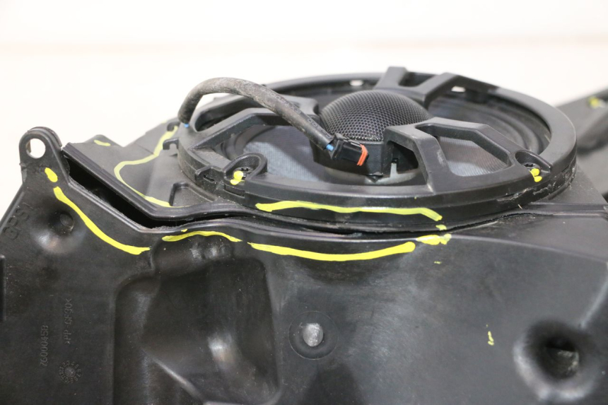photo de SPEAKER HARLEY DAVIDSON ROAD GLIDE FLTRXSE 1920 (2018 - 2022) - Alternative perspective