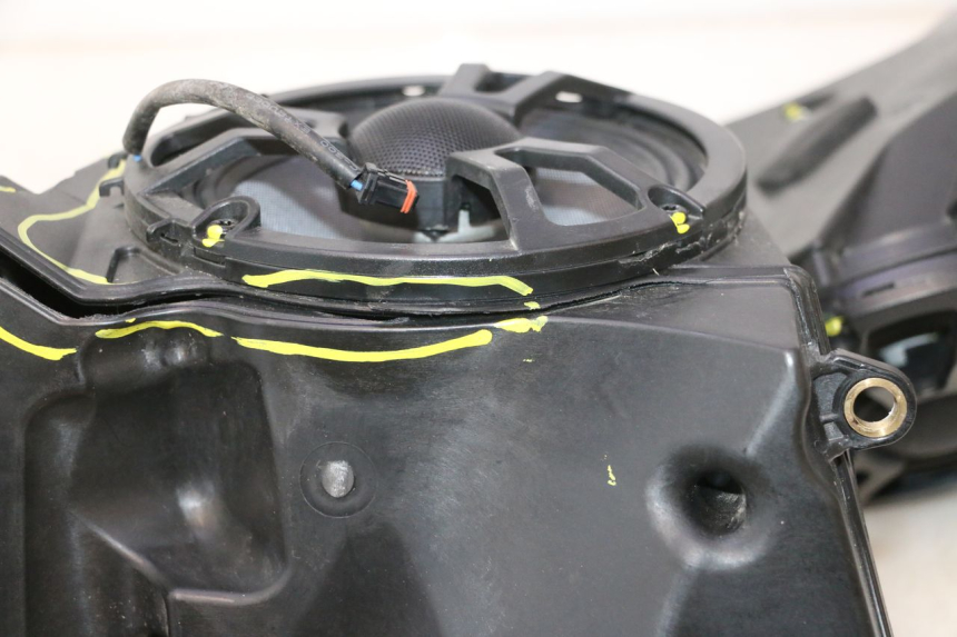 photo de SPEAKER HARLEY DAVIDSON ROAD GLIDE FLTRXSE 1920 (2018 - 2022) - Technical close-up