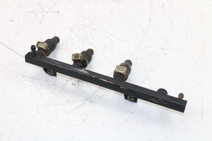 photo de INJECTOR BMW K100 1000 (1982 - 1990) - Component detail