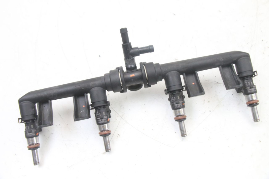 photo de FUEL INJECTOR BMW S RR ABS S1000RR 1000 (2015 - 2018) - Technical close-up