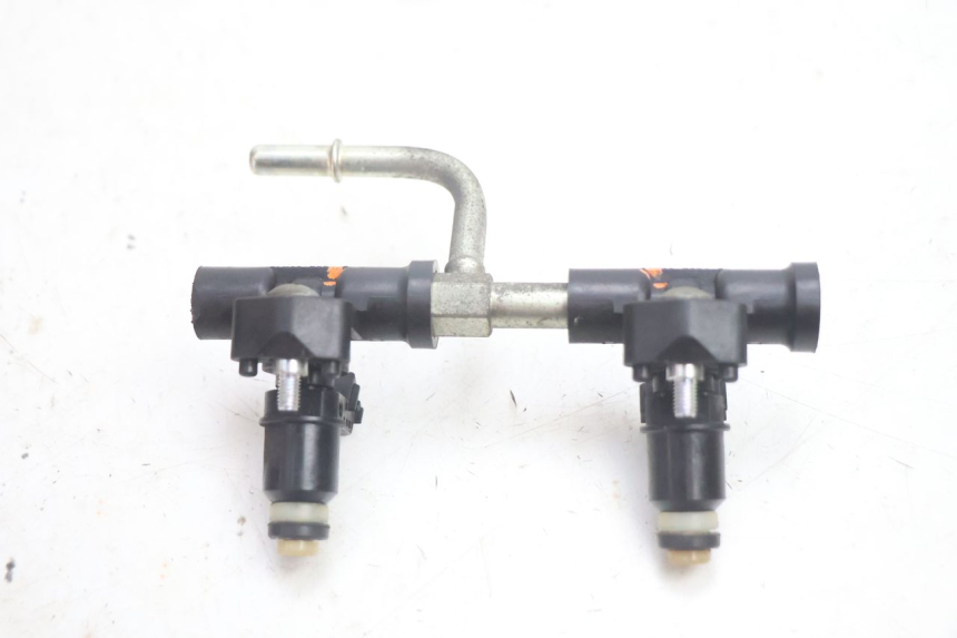 photo de FUEL INJECTOR SUZUKI BURGMAN EXECUTIVE ABS 650 (2006 - 2012) - Alternative perspective