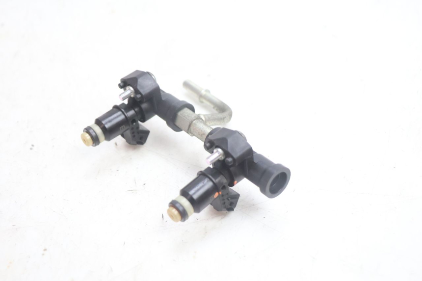 photo de FUEL INJECTOR SUZUKI BURGMAN EXECUTIVE ABS 650 (2006 - 2012) - Technical close-up