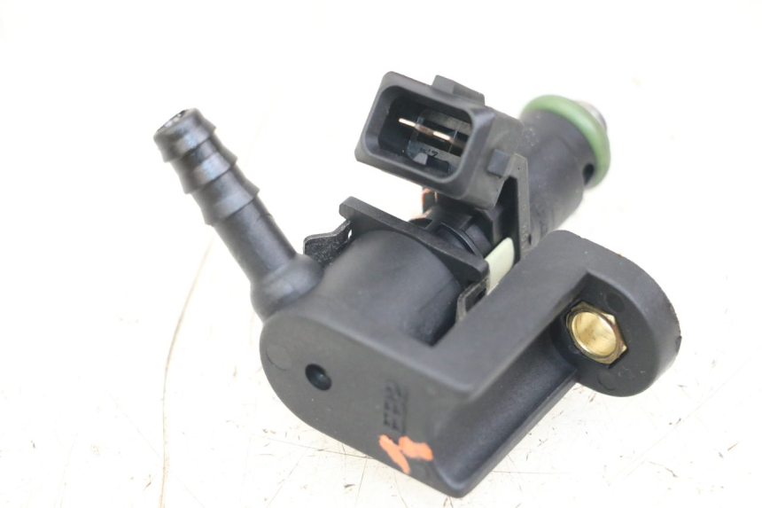 photo de FUEL INJECTOR KYMCO DINK STREET ABS 125 (2011 - 2018) - Alternative perspective