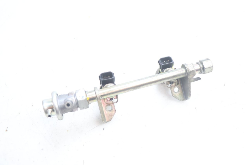 photo de FUEL INJECTOR HONDA FJS SILVER WING SILVERWING 400 (2005 - 2008) - Fixing points details