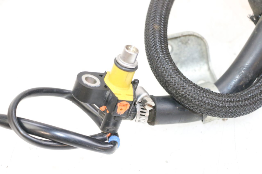 photo de FUEL INJECTOR MBK FLAME X 125 (2007 - 2016) - Zoom on usage condition