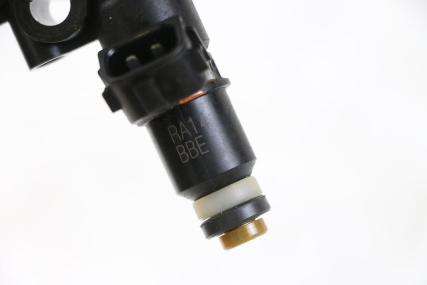 photo de FUEL INJECTOR SUZUKI GSXR GSX-R 1000 (2003 - 2004) - Component detail