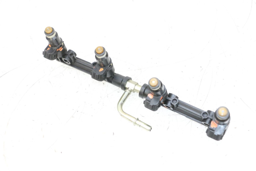 photo de FUEL INJECTOR SUZUKI GSXR GSX-R 1000 (2003 - 2004) - Surface and material condition