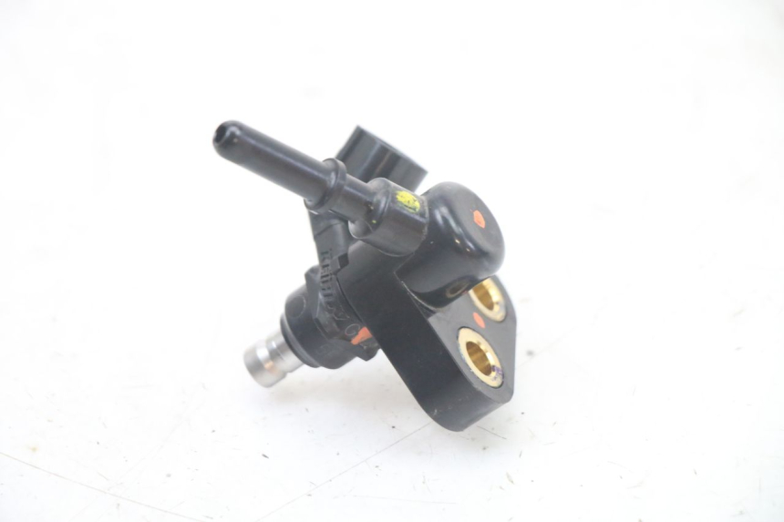 photo de FUEL INJECTOR HONDA PCX (JF57/JF64) 125 (2014 - 2018) - Main view