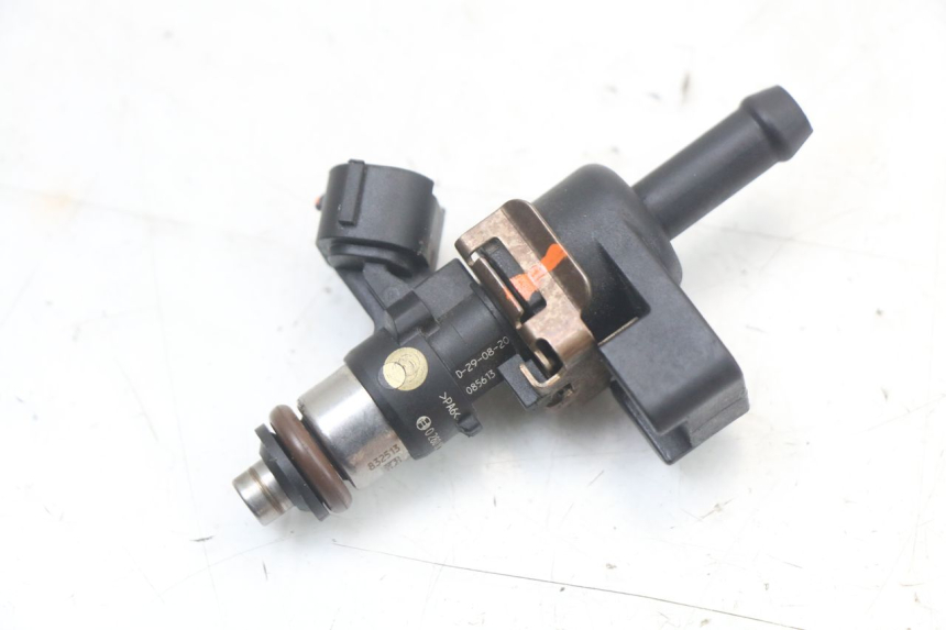 photo de FUEL INJECTOR HUSQVARNA SVARTPILEN 401 (2018 - 2023) - Main view