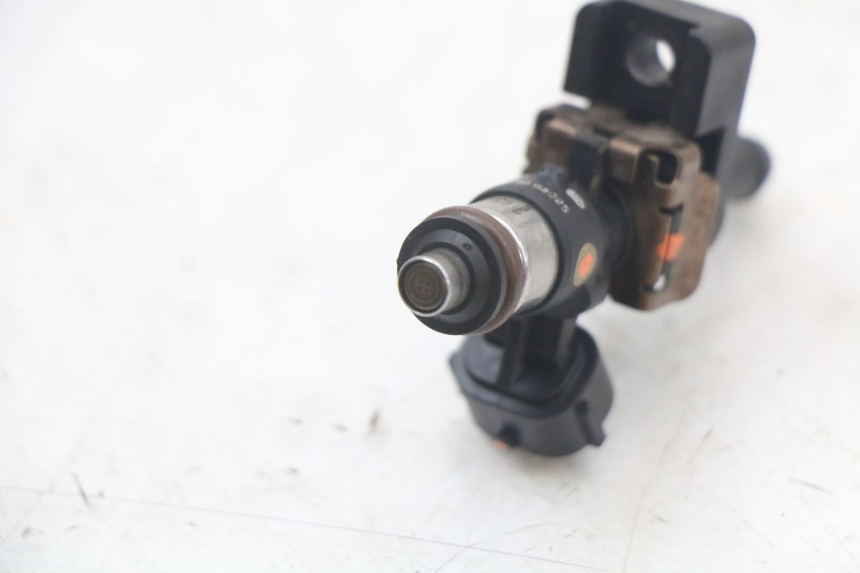 photo de FUEL INJECTOR HUSQVARNA SVARTPILEN 401 (2018 - 2023) - Product overview