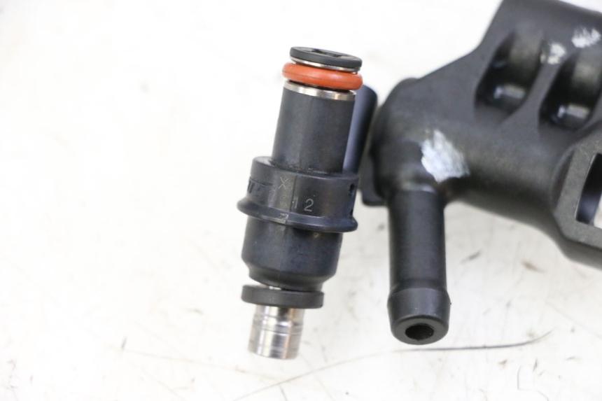 photo de FUEL INJECTOR SYM JOYMAX 250 (2013 - 2017) - Zoom on usage condition