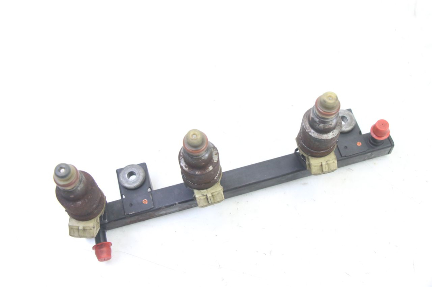 photo de FUEL INJECTOR BMW K 75 RT 750 (1989 - 1997) - Technical close-up