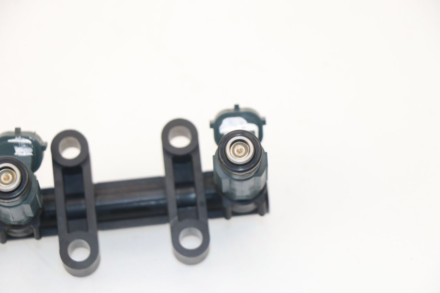 photo de INJECTOR KAWASAKI Z800 Z ABS 800 (2013 - 2017) - Alternative perspective