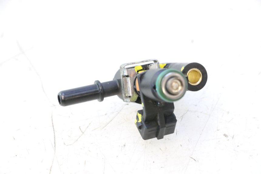 photo de INJECTOR PEUGEOT KISBEE 4T 50 (2018 - 2022) - Surface and material condition