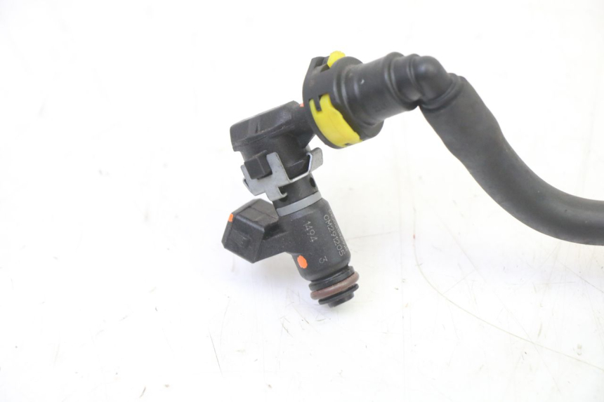 photo de FUEL INJECTOR PIAGGIO MP3 HPE 310 (2024 - 2025) - Component detail
