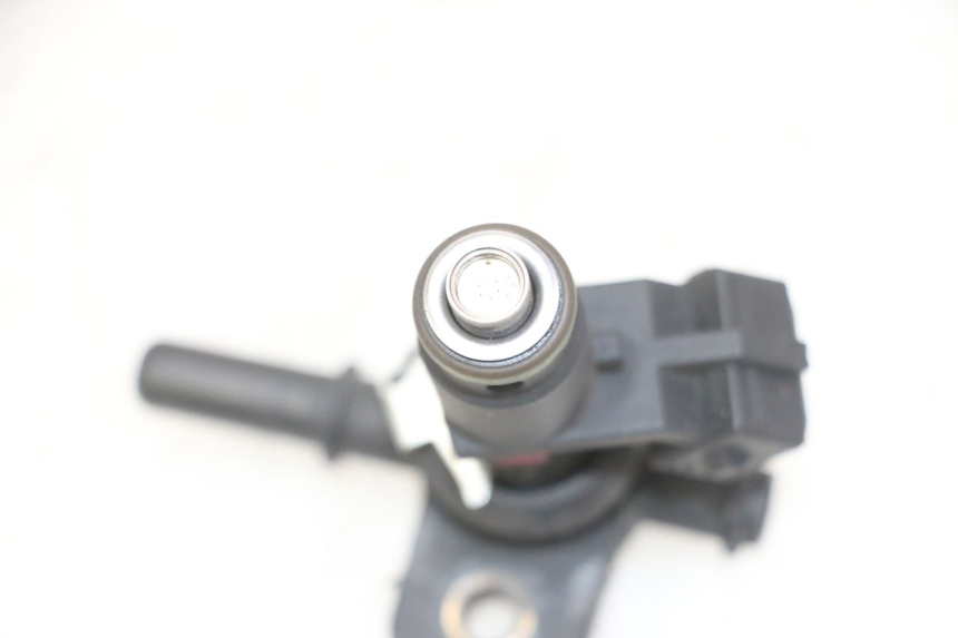 photo de FUEL INJECTOR PIAGGIO MP3 LT 300 (2010 - 2016) - Zoom on usage condition