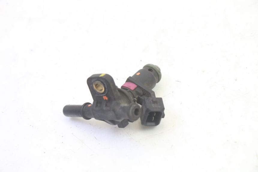 photo de INJECTOR PIAGGIO MP3 LT 300 (2010 - 2016) - Alternative perspective