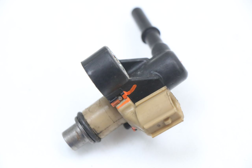photo de FUEL INJECTOR MBK MW TRYPTIK 125 (2014 - 2016) - Alternative perspective