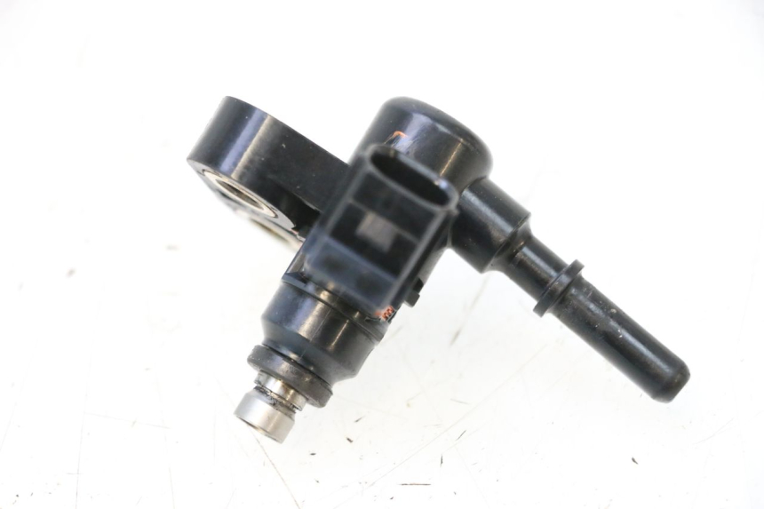 photo de FUEL INJECTOR HONDA PCX (JF57/JF64) 125 (2014 - 2018) - Main view
