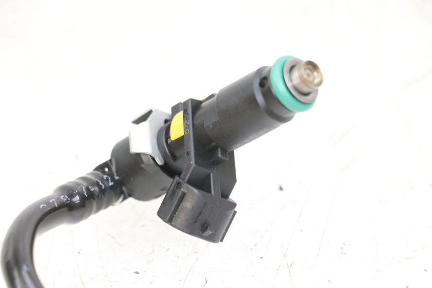 photo de FUEL INJECTOR ROYAL ENFIELD SCRAM 411 (2022 - 2024) - Technical close-up