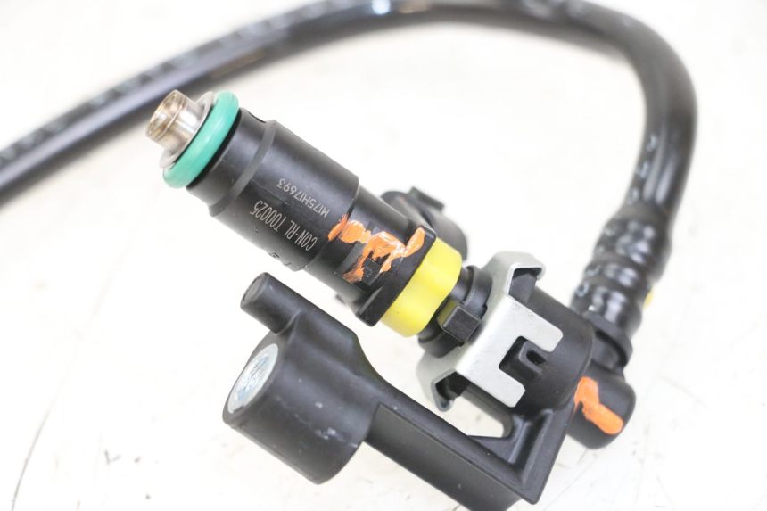 photo de FUEL INJECTOR ROYAL ENFIELD SCRAM 411 (2022 - 2024) - Markings and original references