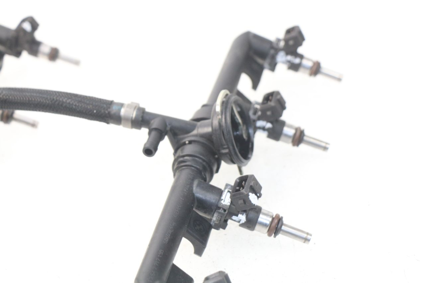 photo de FUEL INJECTOR BMW S RR ABS S1000RR 1000 (2009 - 2011) - Fixing points details