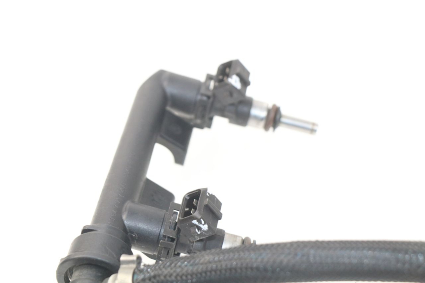 photo de FUEL INJECTOR BMW S RR ABS S1000RR 1000 (2009 - 2011) - Checked used part