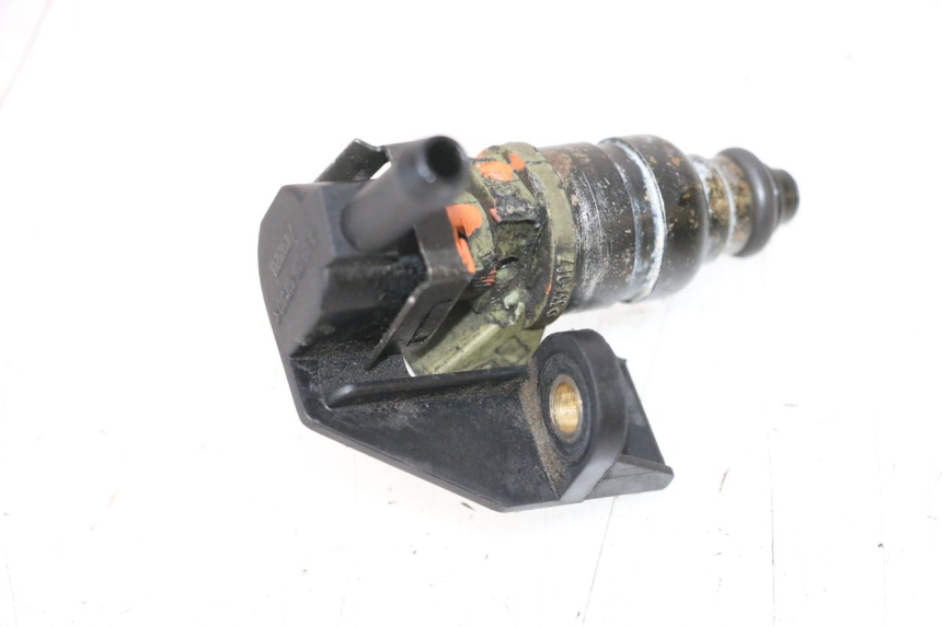 photo de FUEL INJECTOR PEUGEOT SATELIS COMPRESSOR K15 125 (2006 - 2009) - Component detail