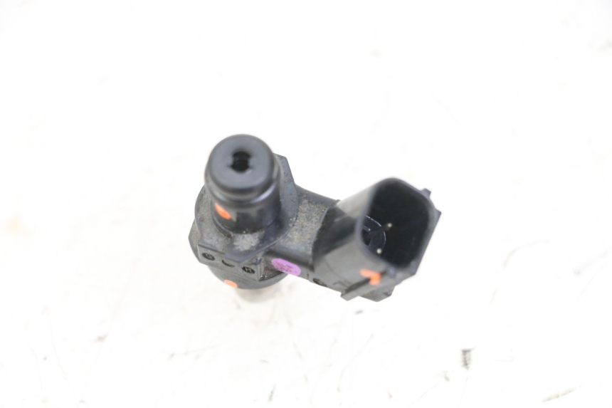 photo de FUEL INJECTOR SUZUKI BURGMAN 125 (2018 - 2021) - Component detail
