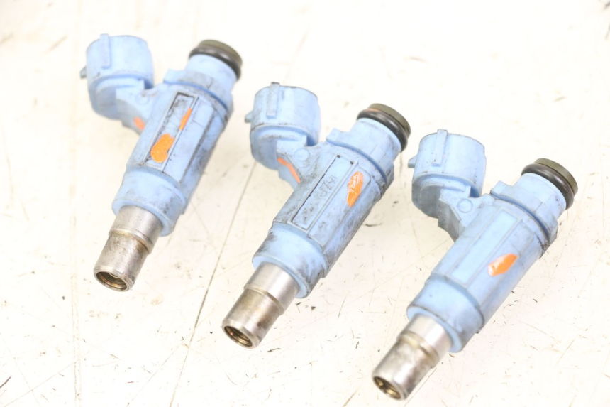 photo de FUEL INJECTOR SUZUKI GSX F GSXF 650 (2007 - 2015) - Main view