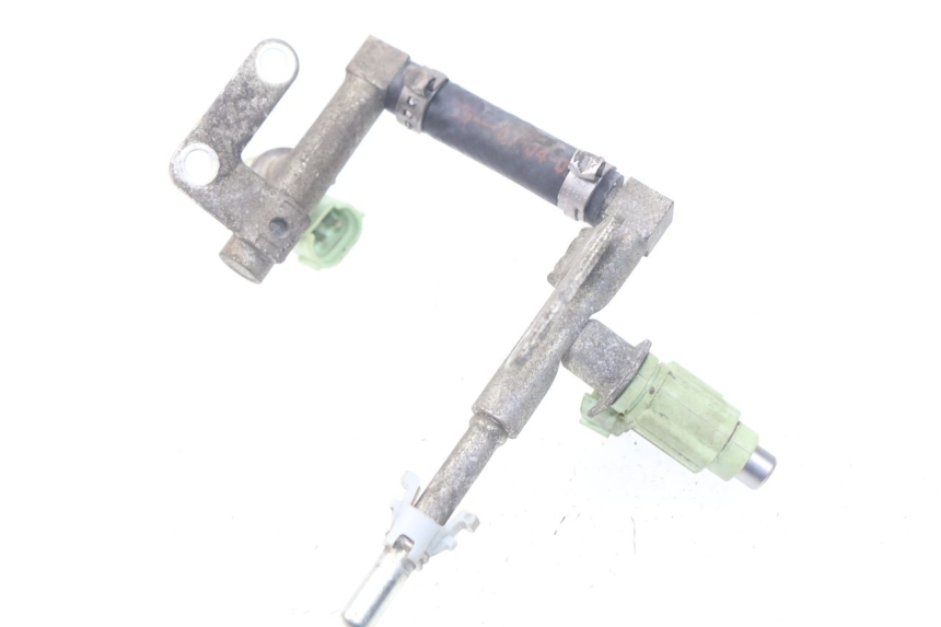 photo de FUEL INJECTOR SUZUKI SV S ABS 650 (2003 - 2009) - Component detail