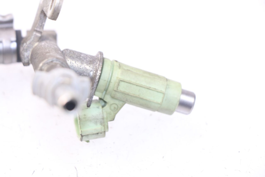 photo de FUEL INJECTOR SUZUKI SV S ABS 650 (2003 - 2009) - Checked used part