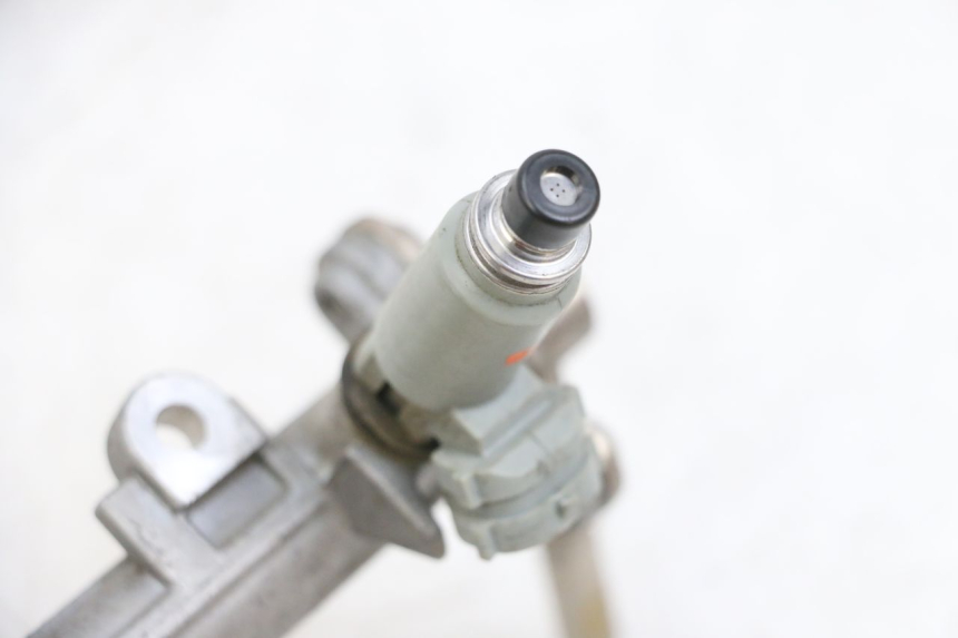 photo de FUEL INJECTOR YAMAHA TDM ABS 900 (2002 - 2014) - Component detail