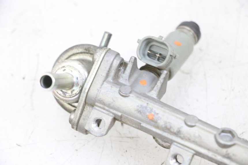 photo de FUEL INJECTOR YAMAHA TDM ABS 900 (2002 - 2014) - Technical close-up