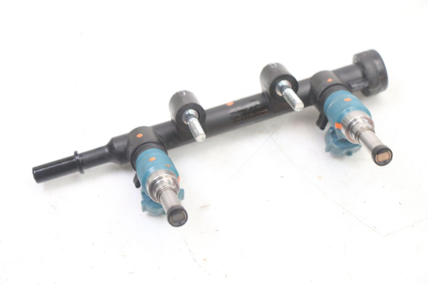 photo de FUEL INJECTOR YAMAHA TRACER 7 700 (2020 - 2024) - Fixing points details