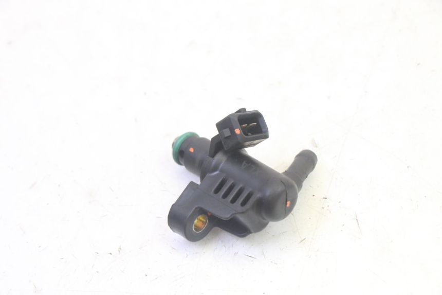 photo de FUEL INJECTOR PEUGEOT TWEET PRO EFI 4T 50 (2021 - 2022) - Alternative perspective