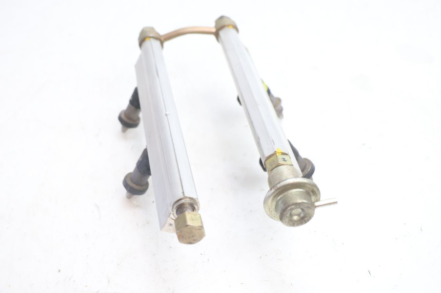 photo de FUEL INJECTOR HONDA VFR FI RC46 800 (1998 - 2001) - Alternative perspective