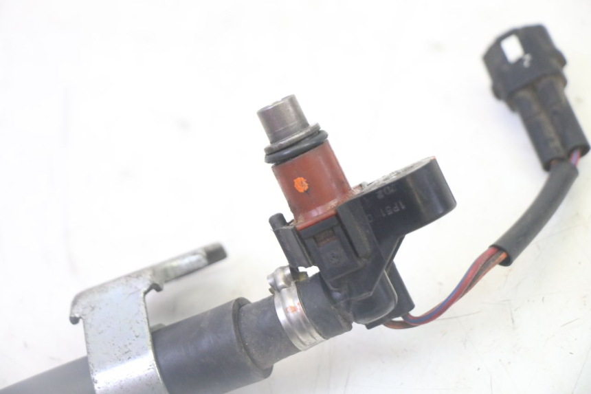 photo de FUEL INJECTOR YAMAHA X-CITY XCITY 125 (2007 - 2013) - Technical close-up