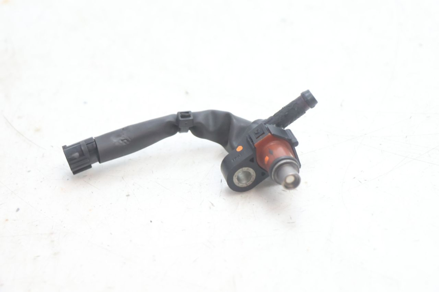 photo de INJECTOR YAMAHA XMAX X-MAX 125 (2006 - 2009) - Fixing points details