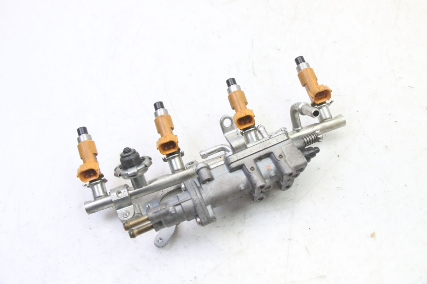 photo de FUEL INJECTOR YAMAHA XJ6 ABS 600 (2008 - 2016) - Zoom on usage condition