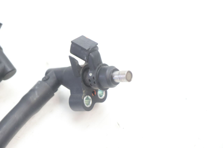 photo de FUEL INJECTOR HONDA XLV VARADERO 125 (2007 - 2012) - Fixing points details