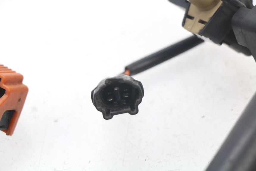 photo de FUEL INJECTOR YAMAHA YBR 125 (2007 - 2009) - Zoom on usage condition