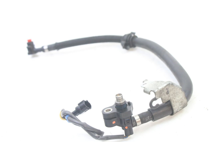 photo de FUEL INJECTOR YAMAHA YP X-MAX XMAX 400 (2014 - 2017) - Alternative perspective