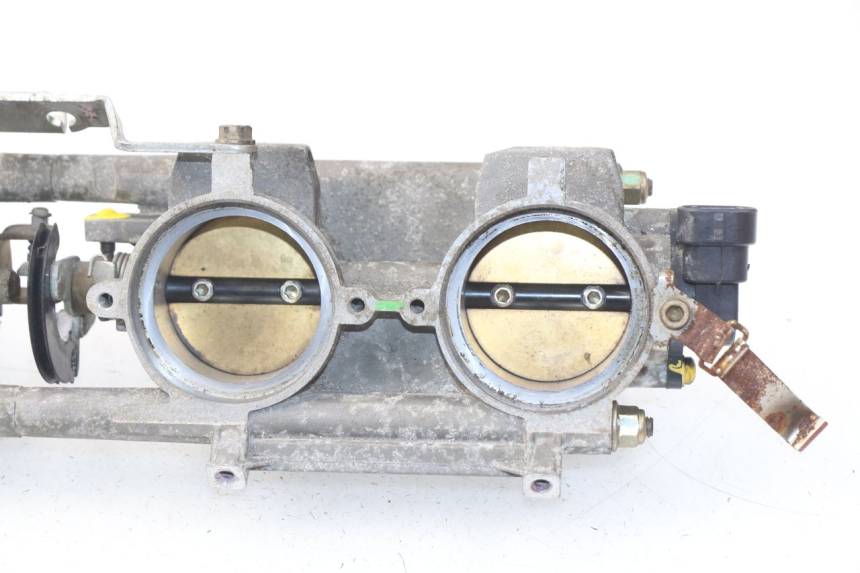 photo de INJECTION THROTTLE BODIES MV AGUSTA BRUTALE R WALLY 910 (2008 - 2008) - Technical close-up