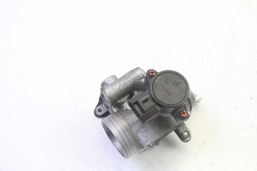 photo de INJECTION SUZUKI BURGMAN 125 (2007 - 2014) - Surface and material condition