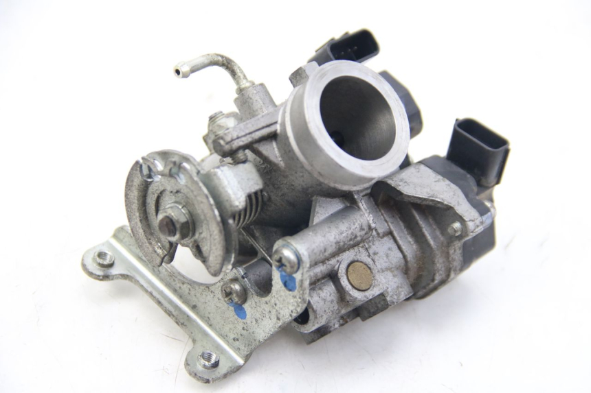 photo de INJECTION YAMAHA BW'S BWS 125 (2010 - 2013) - Alternative perspective