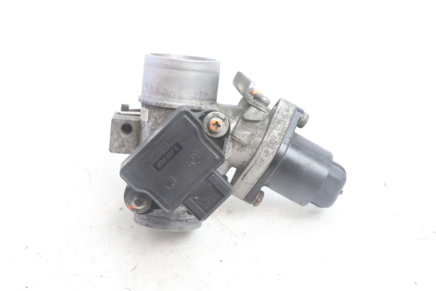 photo de INJECTION BMW C1 125 (2000 - 2003) - Fixing points details