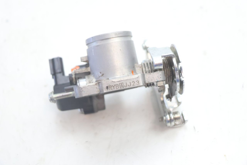 photo de INJECTION THROTTLE BODIES HONDA CRF CR-F 125 (2020 - 2021) - Zoom on usage condition