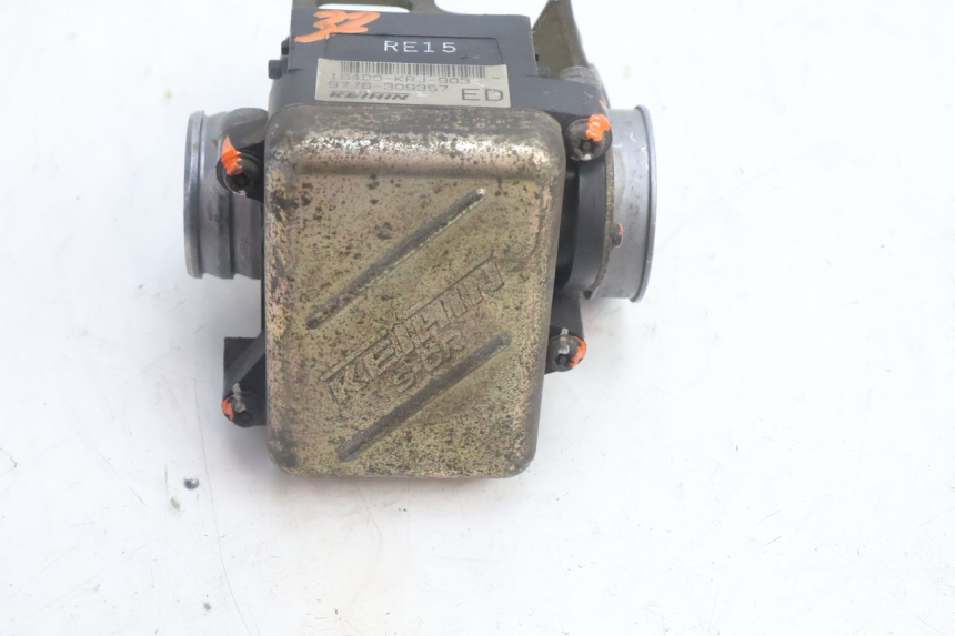 photo de INJECTION THROTTLE BODIES HONDA FES PANTHEON 125 (2003 - 2007) - Zoom on usage condition