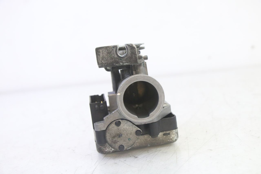 photo de INJECTION HONDA FES S-WING SWING ABS 125 (2007 - 2015) - Technical close-up